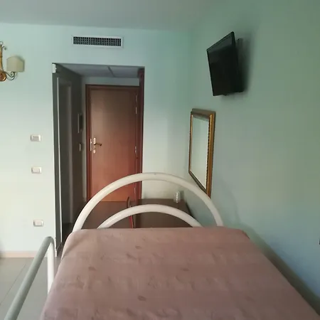 Petraria & Ξενοδοχείο 4*